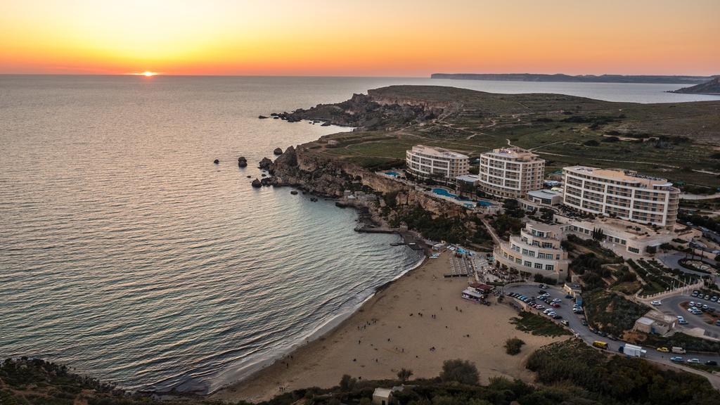 Seashells Apartments With Terrace, Just Off The Seafront In Bugibba - By Getawaysmalta St. Paul's Bay Quarto foto