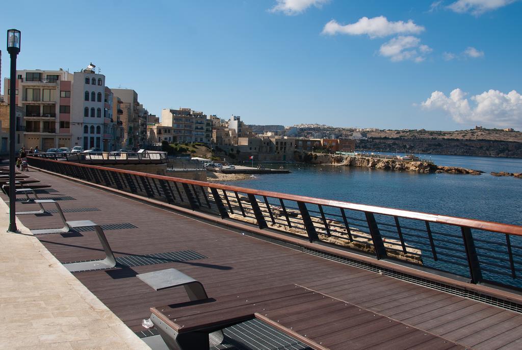 Seashells Apartments With Terrace, Just Off The Seafront In Bugibba - By Getawaysmalta St. Paul's Bay Quarto foto