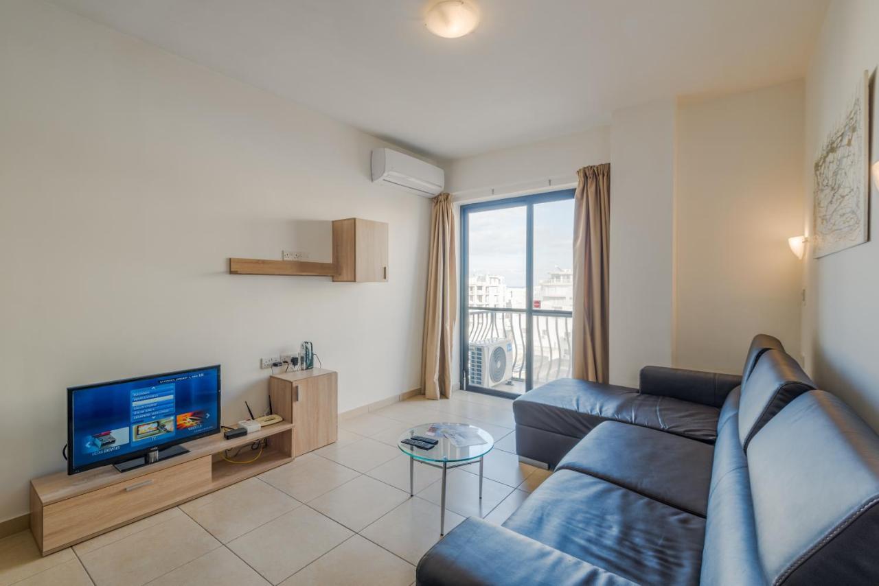 Seashells Apartments With Terrace, Just Off The Seafront In Bugibba - By Getawaysmalta St. Paul's Bay Exterior foto